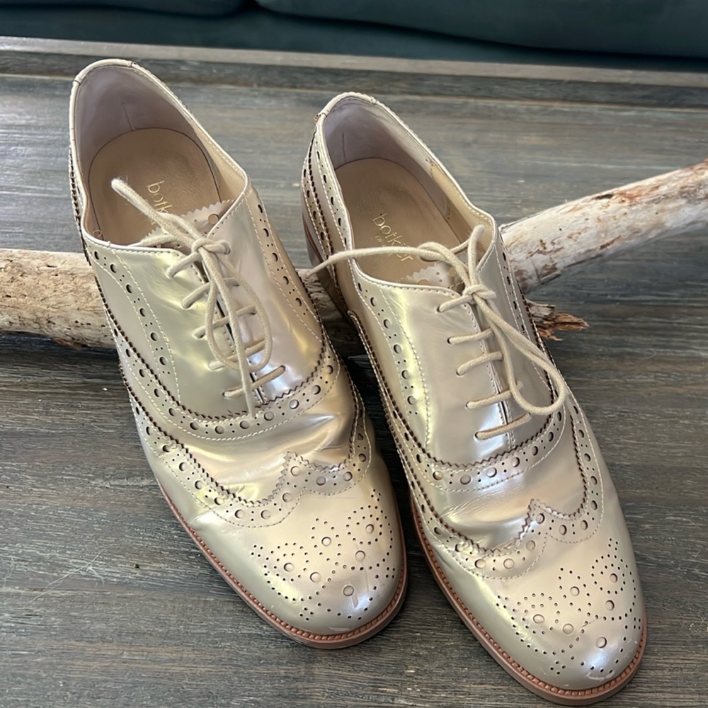 Botkier Calista Oxford brushed gold Flats sz8.5